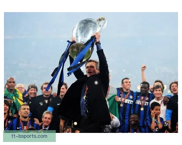 从低谷到王朝皇家马德里欧冠三连冠背后的传奇征程与时代统治力再