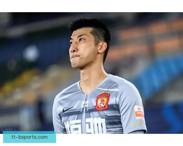 刘殿座屡献神扑力保三镇球门显英雄本色助力球队强势反弹