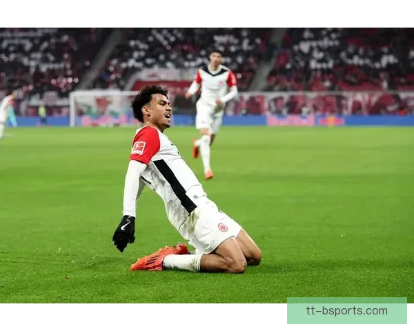 柏林主场2比3负土耳其引爆德国球迷怒火纳格尔斯曼执教遭空质疑