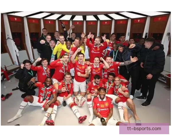 曼联确认将在2026年初与核心球员达成涨薪协议 提升阵容稳定性