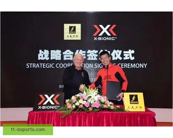 曼联球员安东尼因状态低迷被下放至预备队训练，面临职业生涯关键时刻
